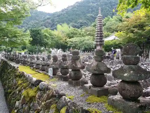 化野念仏寺の塔