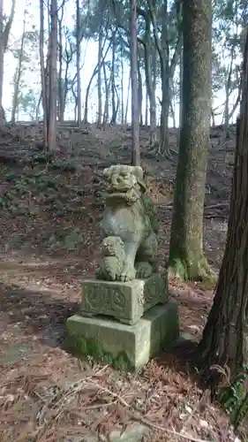 八代神社の狛犬