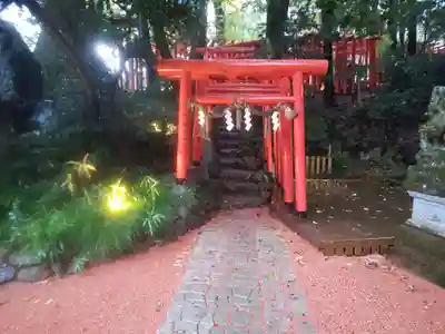 廣坂稲荷神社の鳥居