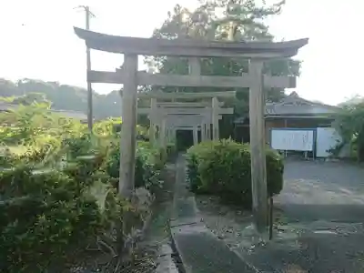 粟嶋大明神の鳥居