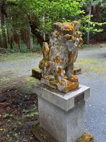 熊野神社の狛犬