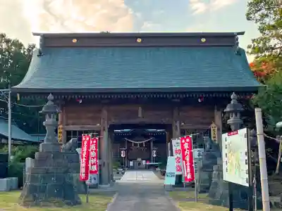 常陸第三宮　吉田神社の山門・神門