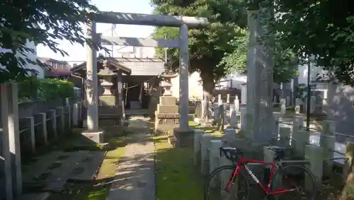 入日神社の鳥居