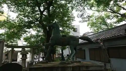 神須牟地神社の狛犬