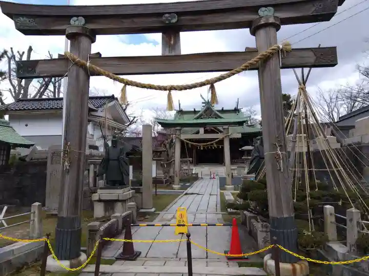 有礒正八幡宮(富山県)