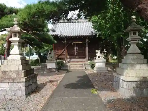 神明神社の本殿