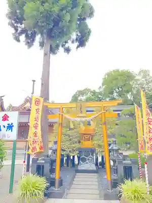 亀ケ池八幡宮の鳥居
