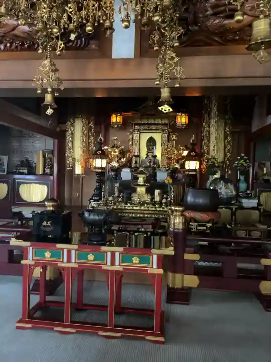 総持寺の{uncategorized: "未分類", other: "その他", undefined: "問題あり", building: "その他建物", grave: "お墓", sacred_gate: "鳥居", guardian: "狛犬", statue: "像", buddha: "仏像", history: "歴史", nature: "自然", garden: "庭園", animal: "動物", pagoda: "塔", temizu: "手水舎", mountain_gate: "山門・神門", sanctuary: "本殿・本堂", subordinate: "末社・摂社", art: "芸術", scenery: "景色", jizo: "地蔵", ema: "絵馬", goshuin: "御朱印", omikuji: "おみくじ", items: "授与品その他", amulet: "お守り", goshuincho: "御朱印帳", eats: "食事", festival: "お祭り", votive_dance: "神楽", shichigosan: "七五三参", wedding: "結婚式", experience: "体験その他", initially: "初詣", around: "周辺", anti_infection: "感染症対策"}