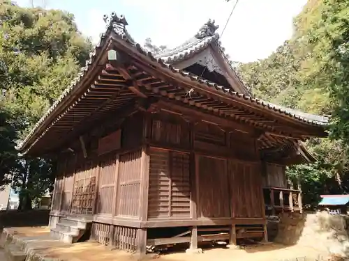白鳥神社（白鳥町）の本殿・本堂