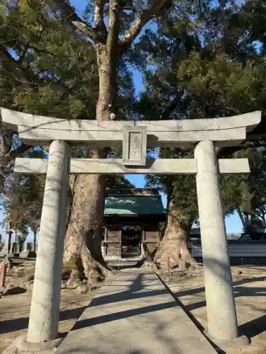 溝口竃門神社の{uncategorized: "未分類", other: "その他", undefined: "問題あり", building: "その他建物", grave: "お墓", sacred_gate: "鳥居", guardian: "狛犬", statue: "像", buddha: "仏像", history: "歴史", nature: "自然", garden: "庭園", animal: "動物", pagoda: "塔", temizu: "手水舎", mountain_gate: "山門・神門", sanctuary: "本殿・本堂", subordinate: "末社・摂社", art: "芸術", scenery: "景色", jizo: "地蔵", ema: "絵馬", goshuin: "御朱印", omikuji: "おみくじ", items: "授与品その他", amulet: "お守り", goshuincho: "御朱印帳", eats: "食事", festival: "お祭り", votive_dance: "神楽", shichigosan: "七五三参", wedding: "結婚式", experience: "体験その他", initially: "初詣", around: "周辺", anti_infection: "感染症対策"}