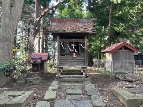長者山新羅神社の末社・摂社