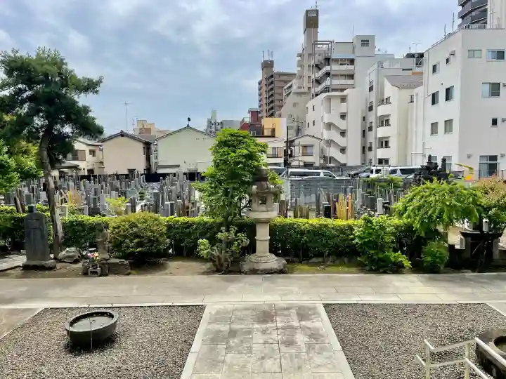 寶蔵院の{uncategorized: "未分類", other: "その他", undefined: "問題あり", building: "その他建物", grave: "お墓", sacred_gate: "鳥居", guardian: "狛犬", statue: "像", buddha: "仏像", history: "歴史", nature: "自然", garden: "庭園", animal: "動物", pagoda: "塔", temizu: "手水舎", mountain_gate: "山門・神門", sanctuary: "本殿・本堂", subordinate: "末社・摂社", art: "芸術", scenery: "景色", jizo: "地蔵", ema: "絵馬", goshuin: "御朱印", omikuji: "おみくじ", items: "授与品その他", amulet: "お守り", goshuincho: "御朱印帳", eats: "食事", festival: "お祭り", votive_dance: "神楽", shichigosan: "七五三参", wedding: "結婚式", experience: "体験その他", initially: "初詣", around: "周辺", anti_infection: "感染症対策"}