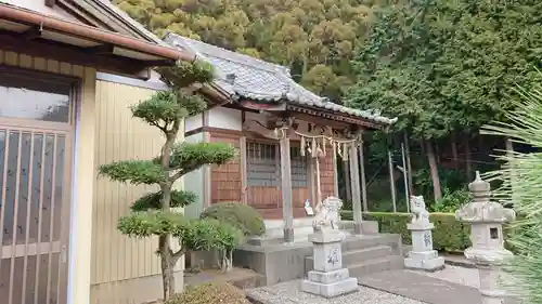 熊沢権現神社の本殿・本堂