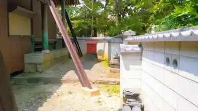 神明社（西別所神明社）の末社・摂社