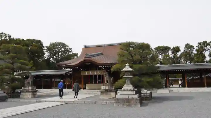 城南宮の本殿・本堂