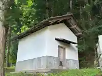 野平神社の{uncategorized: "未分類", other: "その他", undefined: "問題あり", building: "その他建物", grave: "お墓", sacred_gate: "鳥居", guardian: "狛犬", statue: "像", buddha: "仏像", history: "歴史", nature: "自然", garden: "庭園", animal: "動物", pagoda: "塔", temizu: "手水舎", mountain_gate: "山門・神門", sanctuary: "本殿・本堂", subordinate: "末社・摂社", art: "芸術", scenery: "景色", jizo: "地蔵", ema: "絵馬", goshuin: "御朱印", omikuji: "おみくじ", items: "授与品その他", amulet: "お守り", goshuincho: "御朱印帳", eats: "食事", festival: "お祭り", votive_dance: "神楽", shichigosan: "七五三参", wedding: "結婚式", experience: "体験その他", initially: "初詣", around: "周辺", anti_infection: "感染症対策"}