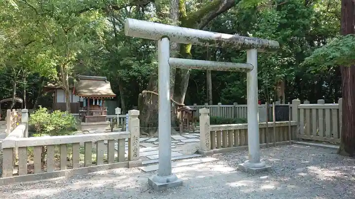 伊弉諾神宮の末社・摂社