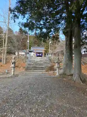 山津見神社の{uncategorized: "未分類", other: "その他", undefined: "問題あり", building: "その他建物", grave: "お墓", sacred_gate: "鳥居", guardian: "狛犬", statue: "像", buddha: "仏像", history: "歴史", nature: "自然", garden: "庭園", animal: "動物", pagoda: "塔", temizu: "手水舎", mountain_gate: "山門・神門", sanctuary: "本殿・本堂", subordinate: "末社・摂社", art: "芸術", scenery: "景色", jizo: "地蔵", ema: "絵馬", goshuin: "御朱印", omikuji: "おみくじ", items: "授与品その他", amulet: "お守り", goshuincho: "御朱印帳", eats: "食事", festival: "お祭り", votive_dance: "神楽", shichigosan: "七五三参", wedding: "結婚式", experience: "体験その他", initially: "初詣", around: "周辺", anti_infection: "感染症対策"}