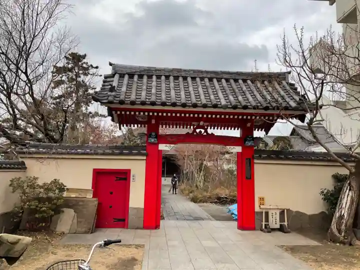 明長寺の山門・神門