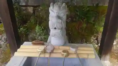 小枕春日神社の手水舎