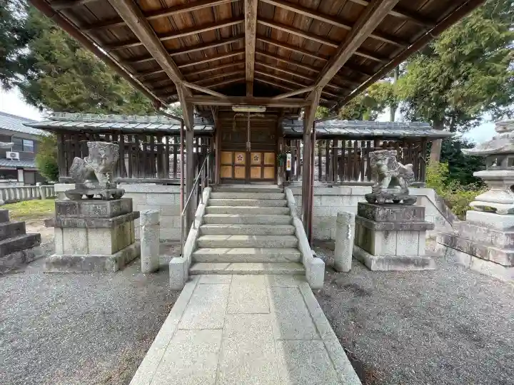 菅原神社の{uncategorized: "未分類", other: "その他", undefined: "問題あり", building: "その他建物", grave: "お墓", sacred_gate: "鳥居", guardian: "狛犬", statue: "像", buddha: "仏像", history: "歴史", nature: "自然", garden: "庭園", animal: "動物", pagoda: "塔", temizu: "手水舎", mountain_gate: "山門・神門", sanctuary: "本殿・本堂", subordinate: "末社・摂社", art: "芸術", scenery: "景色", jizo: "地蔵", ema: "絵馬", goshuin: "御朱印", omikuji: "おみくじ", items: "授与品その他", amulet: "お守り", goshuincho: "御朱印帳", eats: "食事", festival: "お祭り", votive_dance: "神楽", shichigosan: "七五三参", wedding: "結婚式", experience: "体験その他", initially: "初詣", around: "周辺", anti_infection: "感染症対策"}