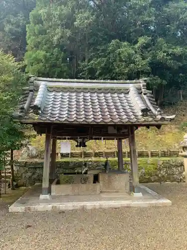 結神社の手水舎