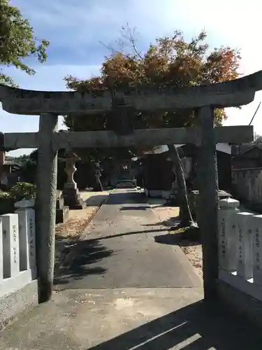 月形神社の鳥居