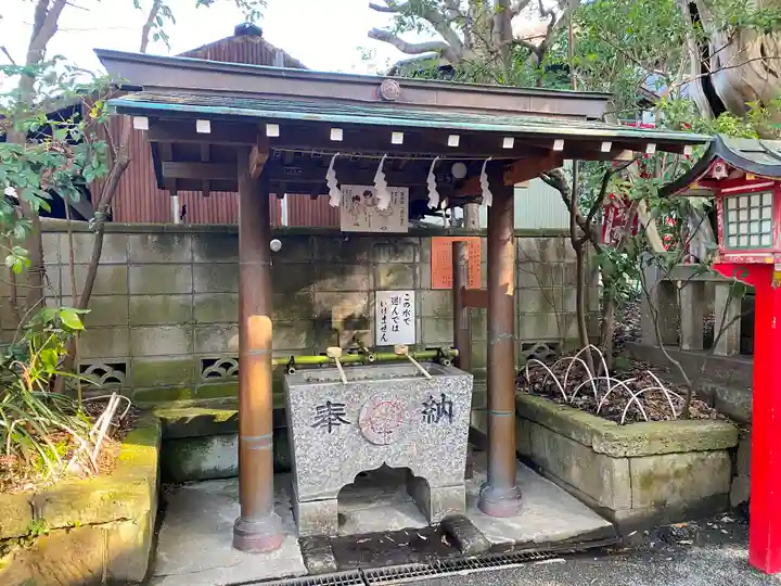 八雲神社(鎌倉・大町)の手水舎