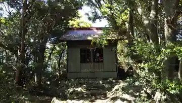 帝釈山女神社の本殿・本堂
