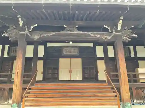 来迎寺の本殿・本堂