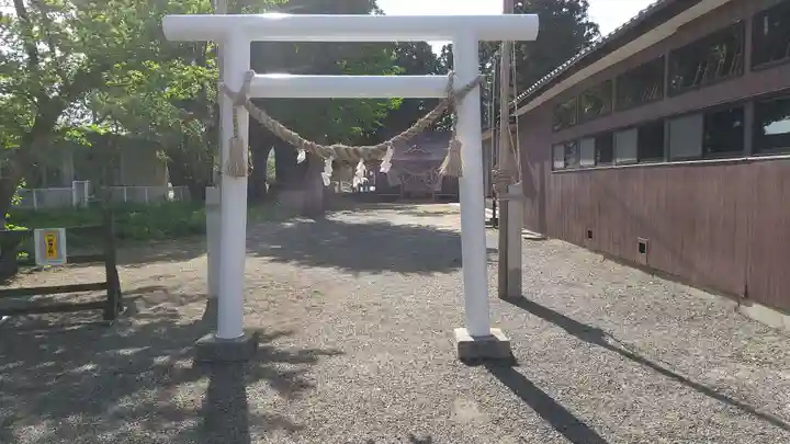 泉神社の鳥居