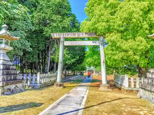 神明社（石作神社）の鳥居