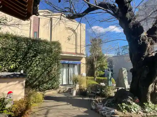 安養院の{uncategorized: "未分類", other: "その他", undefined: "問題あり", building: "その他建物", grave: "お墓", sacred_gate: "鳥居", guardian: "狛犬", statue: "像", buddha: "仏像", history: "歴史", nature: "自然", garden: "庭園", animal: "動物", pagoda: "塔", temizu: "手水舎", mountain_gate: "山門・神門", sanctuary: "本殿・本堂", subordinate: "末社・摂社", art: "芸術", scenery: "景色", jizo: "地蔵", ema: "絵馬", goshuin: "御朱印", omikuji: "おみくじ", items: "授与品その他", amulet: "お守り", goshuincho: "御朱印帳", eats: "食事", festival: "お祭り", votive_dance: "神楽", shichigosan: "七五三参", wedding: "結婚式", experience: "体験その他", initially: "初詣", around: "周辺", anti_infection: "感染症対策"}