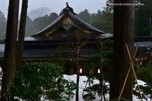 彌彦神社の本殿