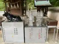 三津厳島神社の像