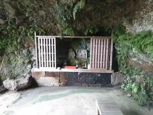 普賢洞(大分県)