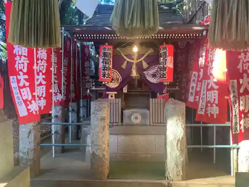 太子堂八幡神社の末社・摂社