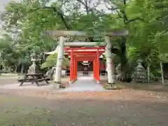 与作稲荷神社の鳥居