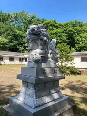 余市神社の狛犬