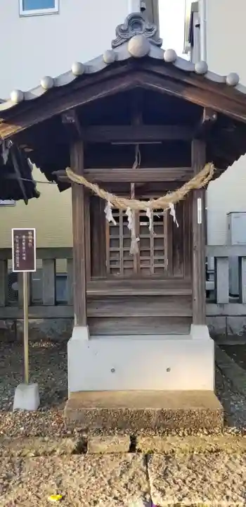 諏訪神社の末社・摂社