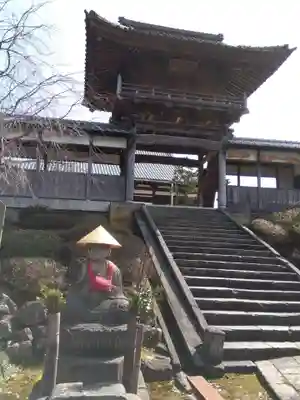 万慶寺の山門・神門