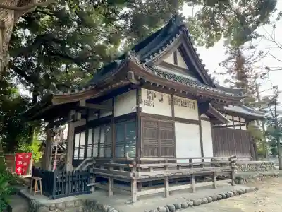 諏訪大神社 の{uncategorized: "未分類", other: "その他", undefined: "問題あり", building: "その他建物", grave: "お墓", sacred_gate: "鳥居", guardian: "狛犬", statue: "像", buddha: "仏像", history: "歴史", nature: "自然", garden: "庭園", animal: "動物", pagoda: "塔", temizu: "手水舎", mountain_gate: "山門・神門", sanctuary: "本殿・本堂", subordinate: "末社・摂社", art: "芸術", scenery: "景色", jizo: "地蔵", ema: "絵馬", goshuin: "御朱印", omikuji: "おみくじ", items: "授与品その他", amulet: "お守り", goshuincho: "御朱印帳", eats: "食事", festival: "お祭り", votive_dance: "神楽", shichigosan: "七五三参", wedding: "結婚式", experience: "体験その他", initially: "初詣", around: "周辺", anti_infection: "感染症対策"}