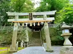 事任八幡宮の鳥居