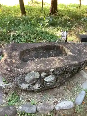 神明社(楽田青塚)の手水舎