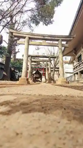 上目黒氷川神社の鳥居