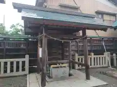 五色神社の手水