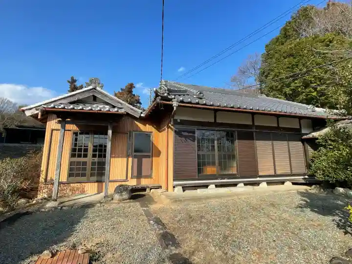 北斗山向山院の{uncategorized: "未分類", other: "その他", undefined: "問題あり", building: "その他建物", grave: "お墓", sacred_gate: "鳥居", guardian: "狛犬", statue: "像", buddha: "仏像", history: "歴史", nature: "自然", garden: "庭園", animal: "動物", pagoda: "塔", temizu: "手水舎", mountain_gate: "山門・神門", sanctuary: "本殿・本堂", subordinate: "末社・摂社", art: "芸術", scenery: "景色", jizo: "地蔵", ema: "絵馬", goshuin: "御朱印", omikuji: "おみくじ", items: "授与品その他", amulet: "お守り", goshuincho: "御朱印帳", eats: "食事", festival: "お祭り", votive_dance: "神楽", shichigosan: "七五三参", wedding: "結婚式", experience: "体験その他", initially: "初詣", around: "周辺", anti_infection: "感染症対策"}