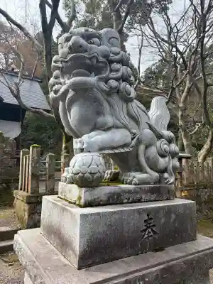 春日山神社の{uncategorized: "未分類", other: "その他", undefined: "問題あり", building: "その他建物", grave: "お墓", sacred_gate: "鳥居", guardian: "狛犬", statue: "像", buddha: "仏像", history: "歴史", nature: "自然", garden: "庭園", animal: "動物", pagoda: "塔", temizu: "手水舎", mountain_gate: "山門・神門", sanctuary: "本殿・本堂", subordinate: "末社・摂社", art: "芸術", scenery: "景色", jizo: "地蔵", ema: "絵馬", goshuin: "御朱印", omikuji: "おみくじ", items: "授与品その他", amulet: "お守り", goshuincho: "御朱印帳", eats: "食事", festival: "お祭り", votive_dance: "神楽", shichigosan: "七五三参", wedding: "結婚式", experience: "体験その他", initially: "初詣", around: "周辺", anti_infection: "感染症対策"}