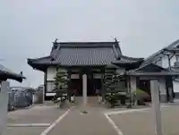 蓮休寺の本殿・本堂