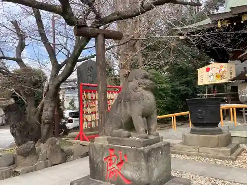 鎮守氷川神社の狛犬